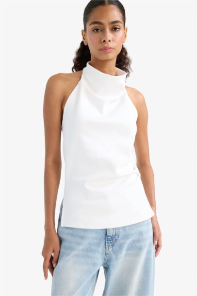 Slim Fit Halter Neck Blouse