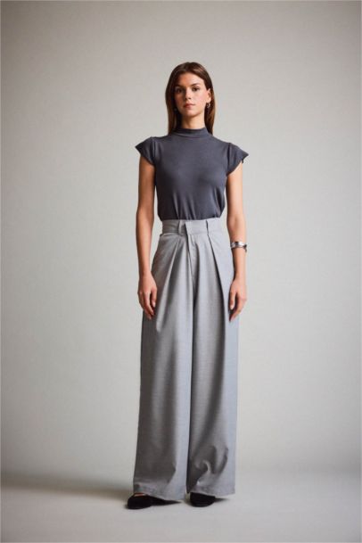 Pantalon taille haute large à poches