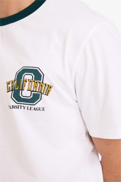 تيشيرت نص كم مطبوع قصة عادية برقبة مستديرة