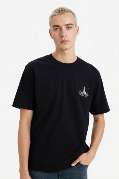 Boxy Fit Crew Neck Short Sleeve T-Shirt