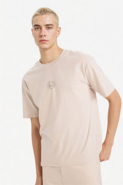 Boxy Fit Crew Neck Short Sleeve T-Shirt