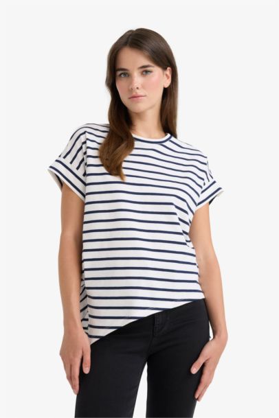 Woman Short Sleeve T-Shirt