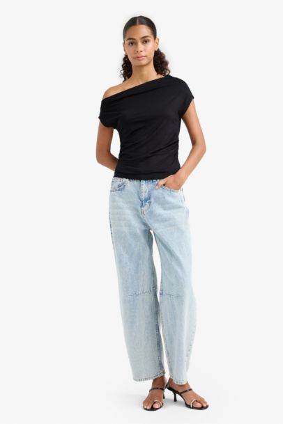 Slim Fit Dar Kesim Tek Omuzlu Siyah Bluz