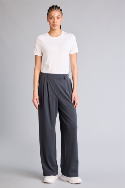 Wide Leg Ankle Length Sweatpants