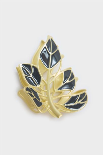Woman Leaf Detail Hair Clip