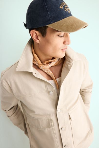 جاكيت جينز قصة مريحة بأزرار