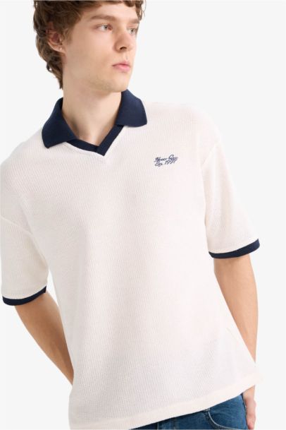 Textured Boxy Fit Polo T-Shirt