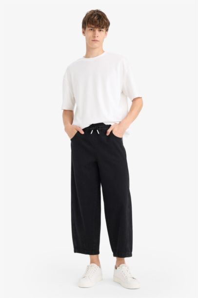 Jean large à taille élastique avec cordon Coupe barrel