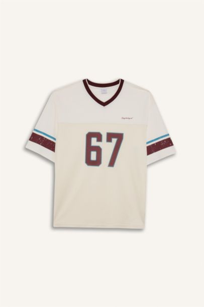 Boxy Fit V Yaka Baskılı Kısa Kollu Tişört