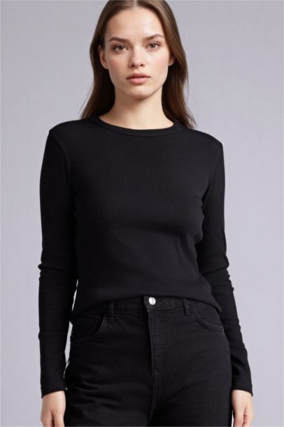 Woman Long Sleeve T-Shirt