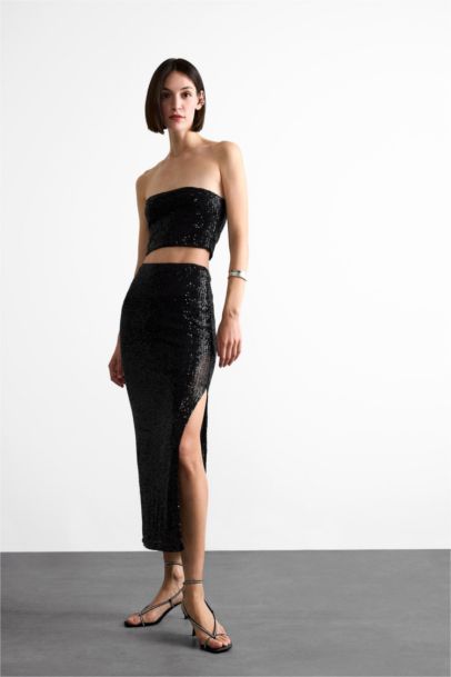 Strapless Sleeveless Blouse