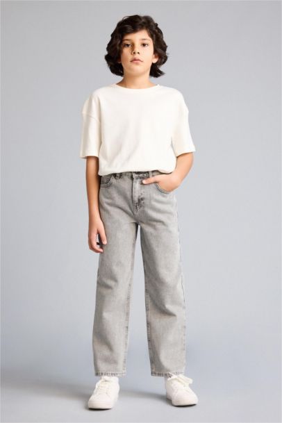 بنطرون جينز ولادي وايد ليج برجل عادي