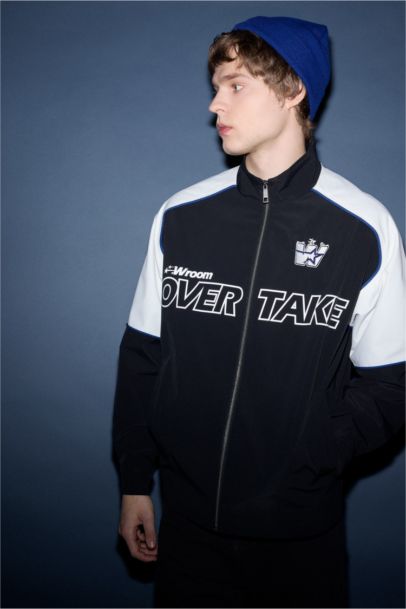 جاكيت وتر بروف اوفر سايز بياقة عالية