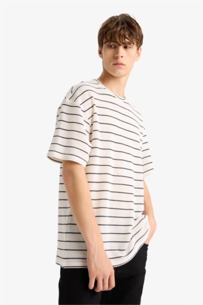 تيشيرت مخطط نص ردن أوفر سايز بياخة مستديرة