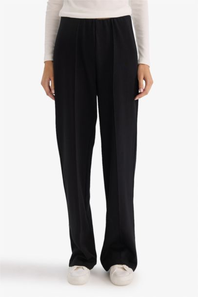 Straight Fit Elastic Waist Thick Sweatpants