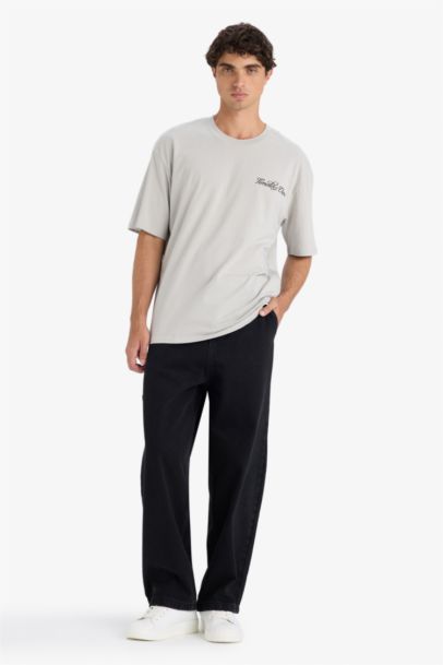 تيشيرت اوفر سايز قطن برقبة مستديرة وطبعة من الخلف