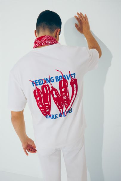 %100 Pamuk Boxy Fit Bisiklet Yaka Sırt Baskılı Kısa Kollu Tişört