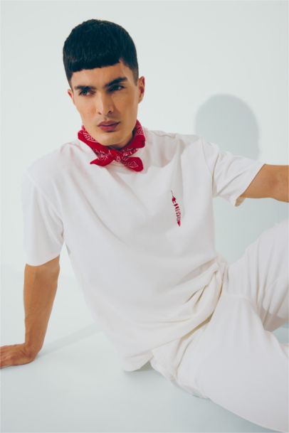 %100 Pamuk Boxy Fit Bisiklet Yaka Sırt Baskılı Kısa Kollu Tişört