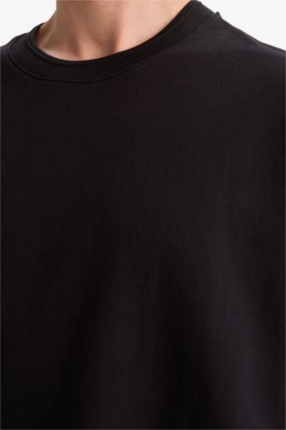 Loose Fit Crew Neck Short Sleeve T-Shirt