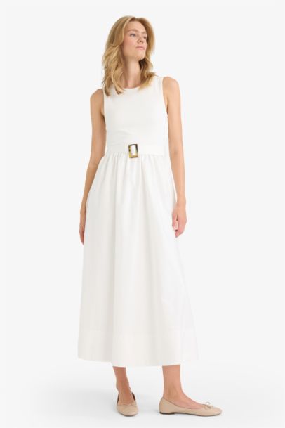 Robe maxi sans manches en popeline à col rond
