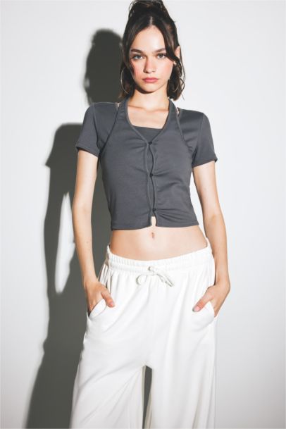 تيشيرت نص كم برقبة هالتر