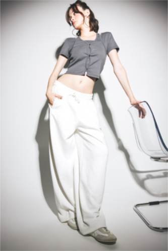 تيشيرت نص كم برقبة هالتر