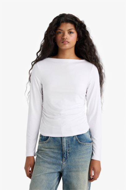 Slim Fit Boat Neck Long Sleeve T-Shirt