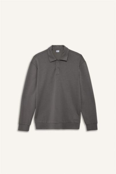 سويت شيرت رياضي قصة عادية بياقة عالية