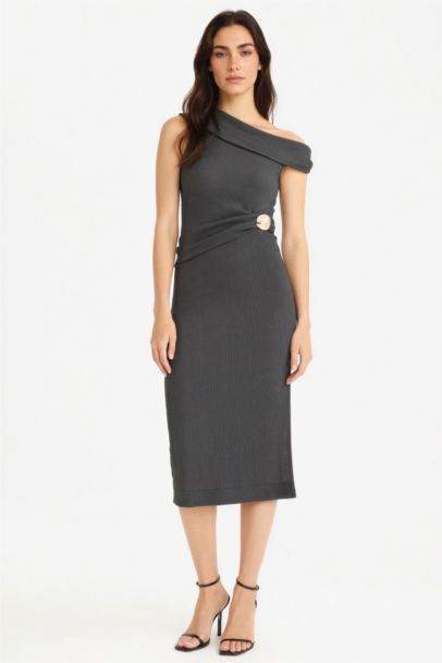 Robe mi-longue côtelée asymétrique Coupe régulière