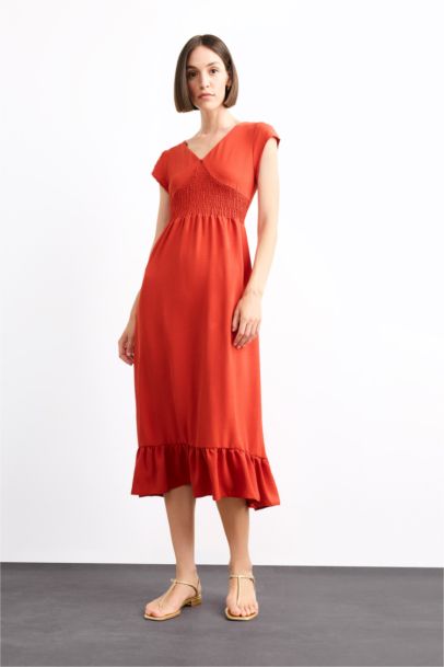 Slim Fit Butterfly Sleeves Dress