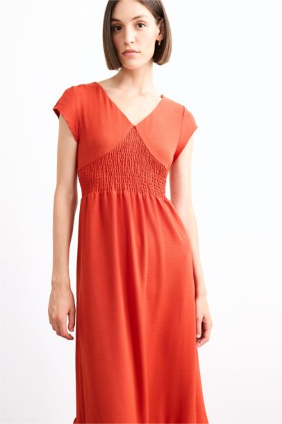 Slim Fit Butterfly Sleeves Dress