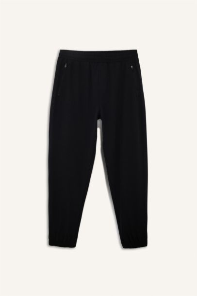 Slim Fit Woven Jogger