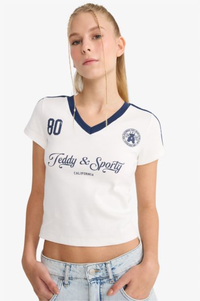 Fitted V Yaka Baskılı Ribana Kısa Kollu Tişört