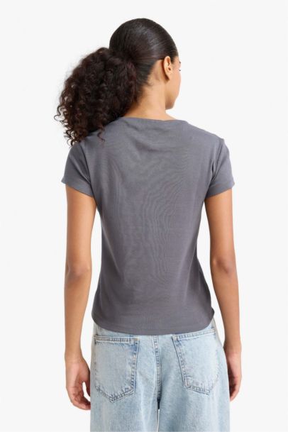 Woman Short Sleeve T-Shirt
