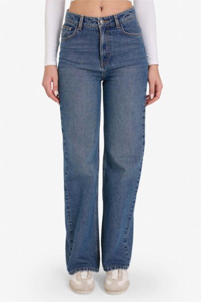 90's Wide Leg High Waist Straight Leg Jeans