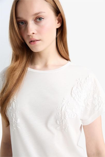 Crew Neck Puff Print Short Sleeve T-Shirt