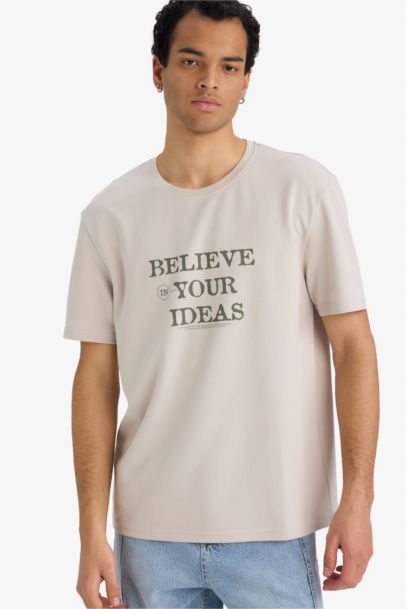 تيشيرت نص كم قصة عادية قماش يسمح بمرور الهواء