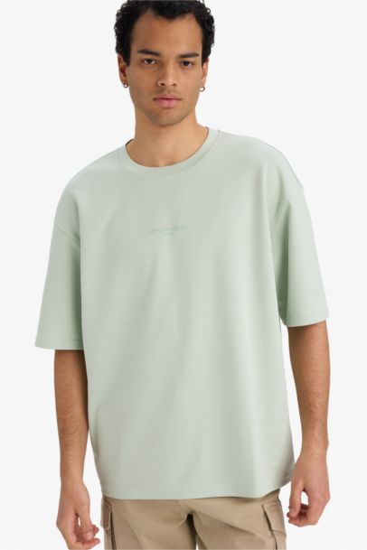 Boxy Fit Crew Neck Short Sleeve T-Shirt