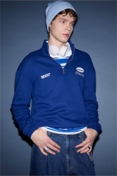 Sweatshirt Boxy imprimé à col montant