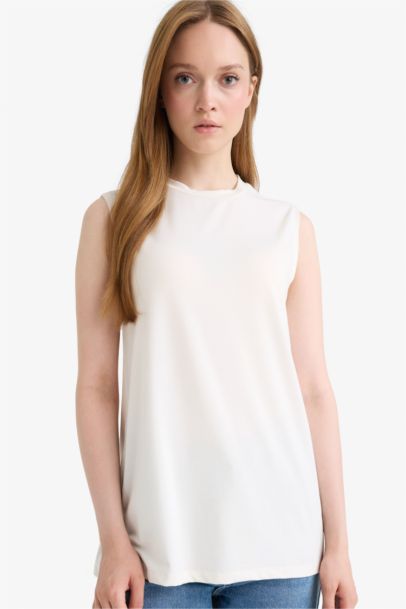 Regular Fit Bisiklet Yaka Basic Düz Kolsuz Tunik