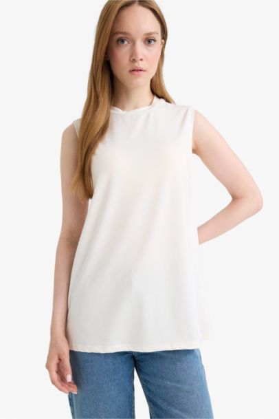 Regular Fit Bisiklet Yaka Basic Düz Kolsuz Tunik