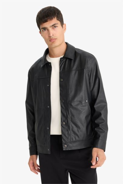 Su İtici Regular Fit Çıtçıtlı Suni Deri İç Cepli Ceket Mont