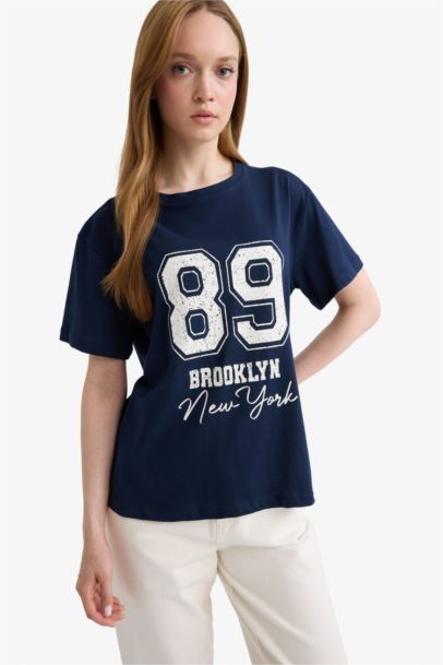 Regular Fit Crew Neck Number Pattern T-Shirt