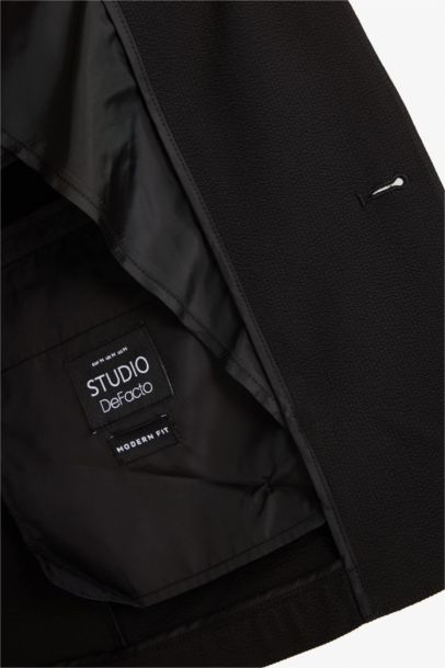 Modern Fit Crinkle Blazer