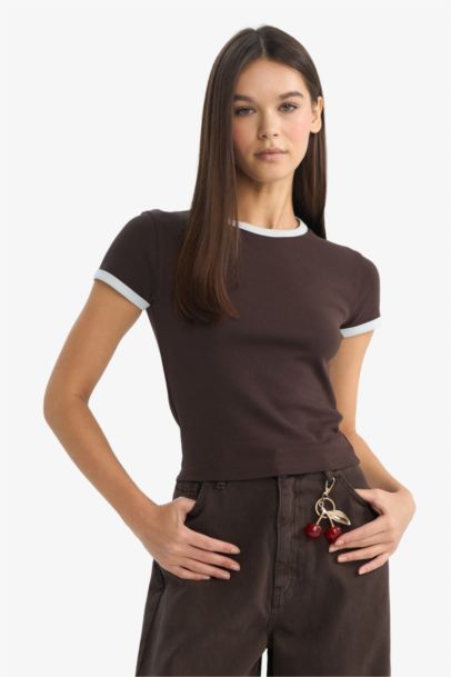 Woman Short Sleeve T-Shirt