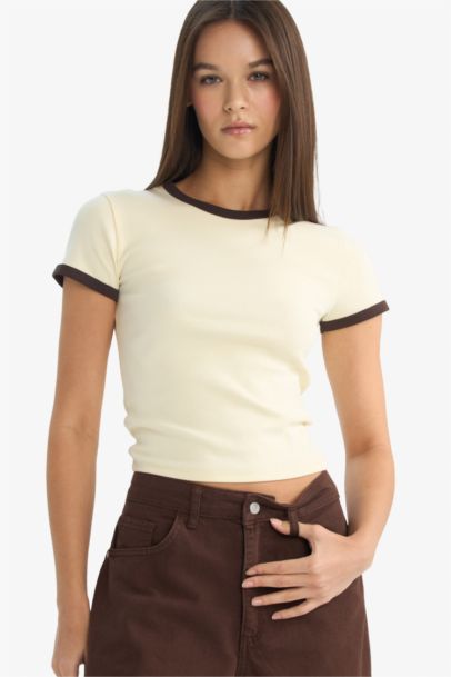 Woman Short Sleeve T-Shirt