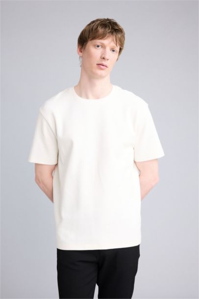 Regular Fit Crew Neck Short Sleeve T-Shirt