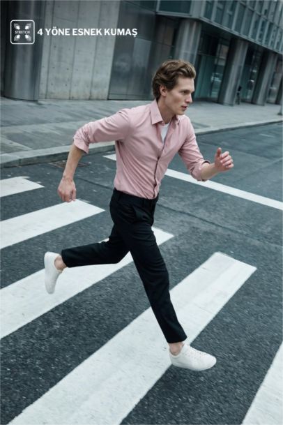 Chemise basique à manches longues Coupe slim