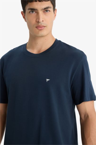 تيشيرت نص ردن بيكيه