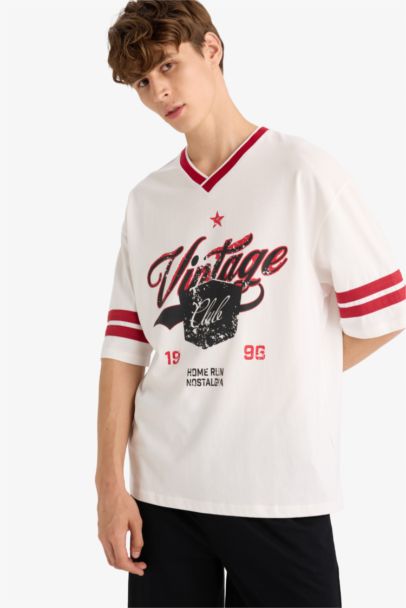 تيشيرت نص ردن قصة فضفاضة بياخة مستديرة